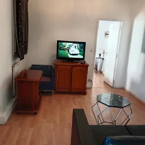 https://appartement-proche-de-la-aix-les-bains.hotels-rhonealpes.com
